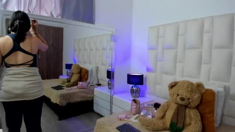  ariana  online show from 04.08.26