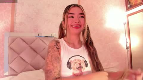 Ari online show from 10.15.25