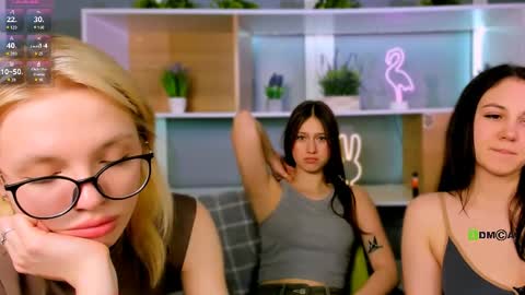 Snapshot of arianaa_cat chatting on 03.02.26 arianaa_cat online show from 03.02.26