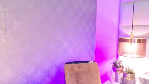 Arianaa Gray online show from 12.15.25