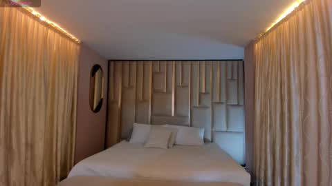 Ariana Dumont online show from 01.15.26