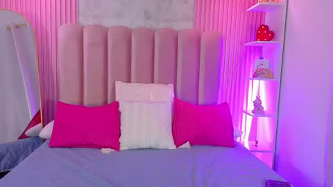 ArianaRougee online show from 05.31.26
