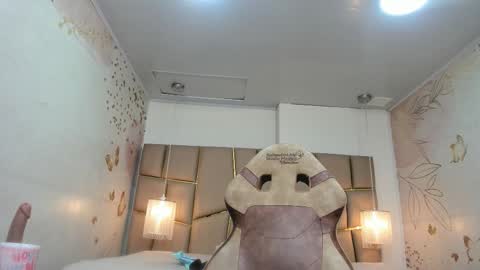 ArianaSommers online show from 02.24.26