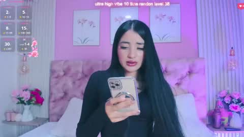 Snapshot of arianawest_ chatting on 06.01.26 arianawest_ online show from 06.01.26