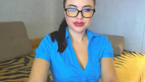 ArianaxSky online show from 11.24.25