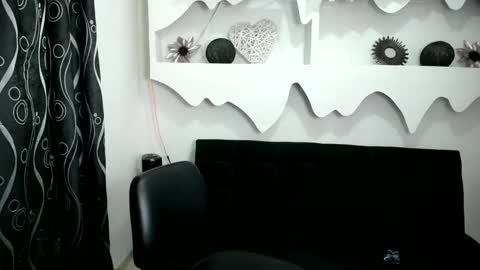 ariana online show from 10.10.25