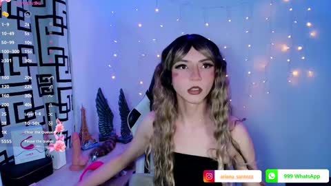 Snapshot of arianna_myers chatting on 01.07.25 online show from 01.07.25