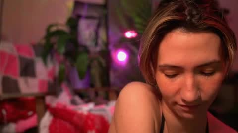 Snapshot of arianna_richi chatting on 05.29.26 Olivka online show from 05.29.26