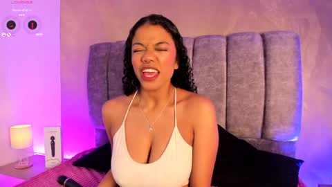 arianna_roxe_ online show from 06.06.26