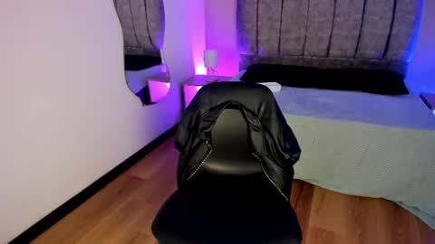arianna_roxe_ online show from 07.05.26