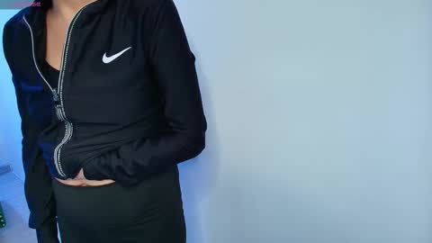 arianna_sweeet online show from 10.04.25