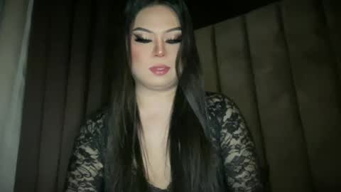 LOVELY online show from 12.26.24