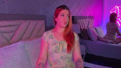 Snapshot of ariannacooperr chatting on 02.05.26 Arianna online show from 02.05.26