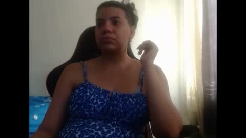 ariannaloovel online show from 10.15.25