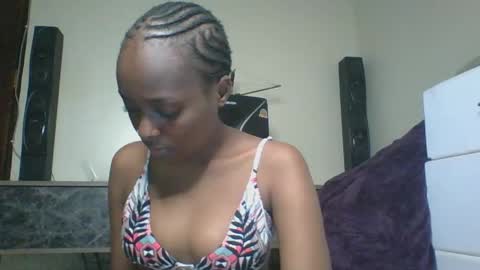 Snapshot of ariax_a chatting on 05.18.26 Tight pussy online show from 05.18.26