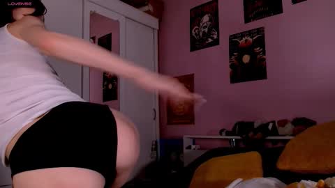 aribluush online show from 11.13.25