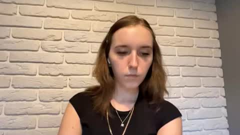 Snapshot of ariehamalainen chatting on 07.14.26 Mia online show from 07.14.26