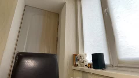 Snapshot of ariehamalainen chatting on 07.18.26 Mia online show from 07.18.26