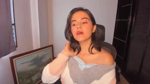 Snapshot of ariel_pinkdiamond chatting on 10.08.25 Ariel Pink Diamond online show from 10.08.25