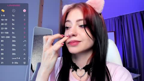 Snapshot of arielabradberry chatting on 12.16.24 Ariel online show from 12.16.24