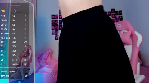 Snapshot of arielabradberry chatting on 12.24.24 Ariel online show from 12.24.24