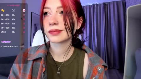 Snapshot of arielabradberry chatting on 02.18.25 Ariel online show from 02.18.25