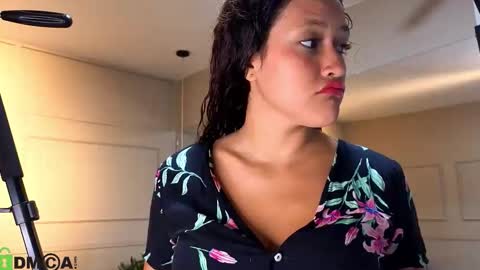 Snapshot of arielblossom____ chatting on 02.02.26 arielblossom____ online show from 02.02.26