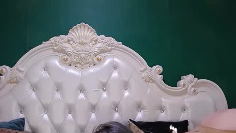 Ariel online show from 09.18.25