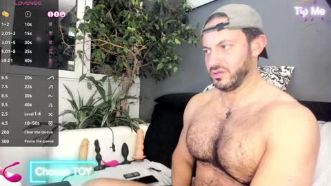 Snapshot of arielenbsas chatting on 10.14.25 Ariel online show from 10.14.25