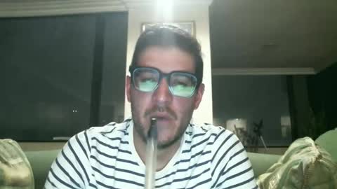 Snapshot of arielsinho chatting on 04.06.26 Anon online show from 04.06.26