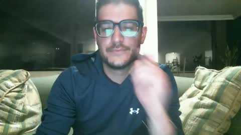 Snapshot of arielsinho chatting on 05.18.26 Anon online show from 05.18.26