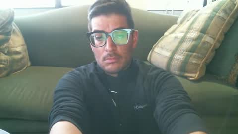 Snapshot of arielsinho chatting on 05.19.26 Anon online show from 05.19.26