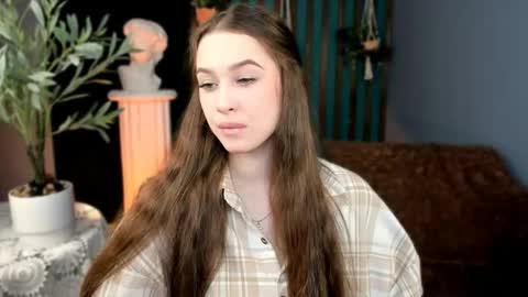 Snapshot of arielsykes chatting on 05.06.26 arielsykes online show from 05.06.26