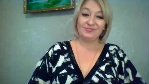 Snapshot of arielxloveresss chatting on 10.30.25 ArielXLoveresss online show from 10.30.25