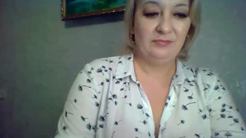 Snapshot of arielxloveresss chatting on 11.23.25 ArielXLoveresss online show from 11.23.25