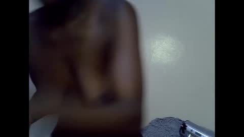 Snapshot of aries_eve chatting on 02.11.26 aries_eve online show from 02.11.26