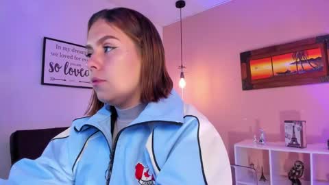 Snapshot of ariianabaker chatting on 02.11.25 Arianna online show from 02.11.25