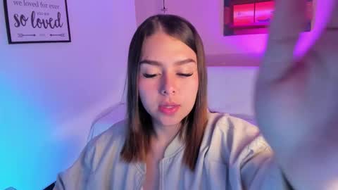 Snapshot of ariianabaker chatting on 09.21.25 Arianna online show from 09.21.25