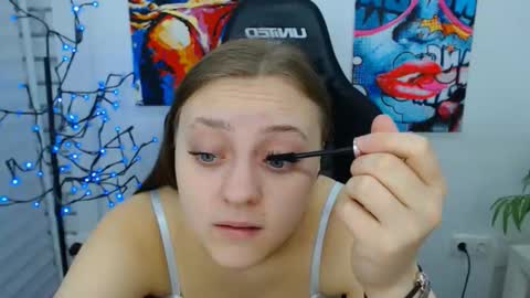 arinabelle online show from 11.27.25