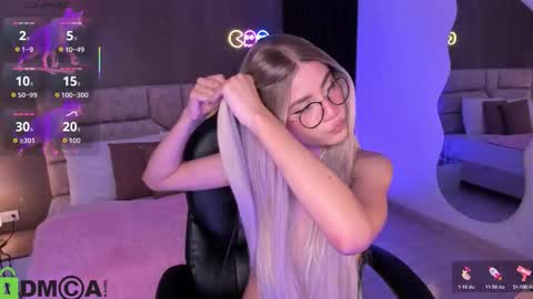 Ari  online show from 11.03.25