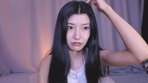 Snapshot of arinsun chatting on 05.25.26 haitani online show from 05.25.26