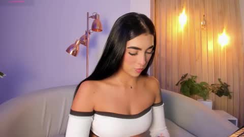 Ari Robert online show from 10.04.25