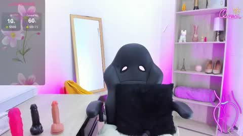 arisha_davis online show from 02.19.26