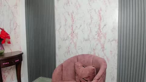 arisha_lee2 online show from 01.14.25