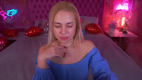 Snapshot of arishkalulu chatting on 02.12.26 Arishka online show from 02.12.26