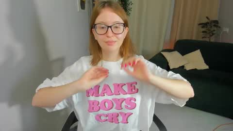 Snapshot of arizzzona_baby chatting on 10.16.25 Arizona online show from 10.16.25