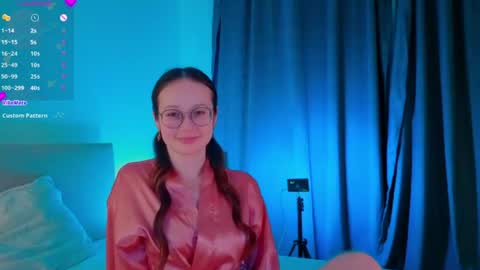 Snapshot of arlengross chatting on 07.06.26 Bella3 online show from 07.06.26