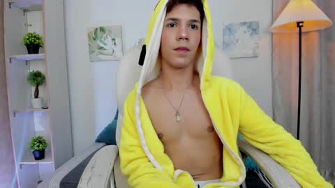 Arlequin online show from 02.04.26