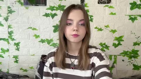 Snapshot of armandahaley chatting on 05.22.26 Lisa online show from 05.22.26