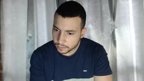 Snapshot of armando_2002 chatting on 05.11.26 ARMANDO online show from 05.11.26